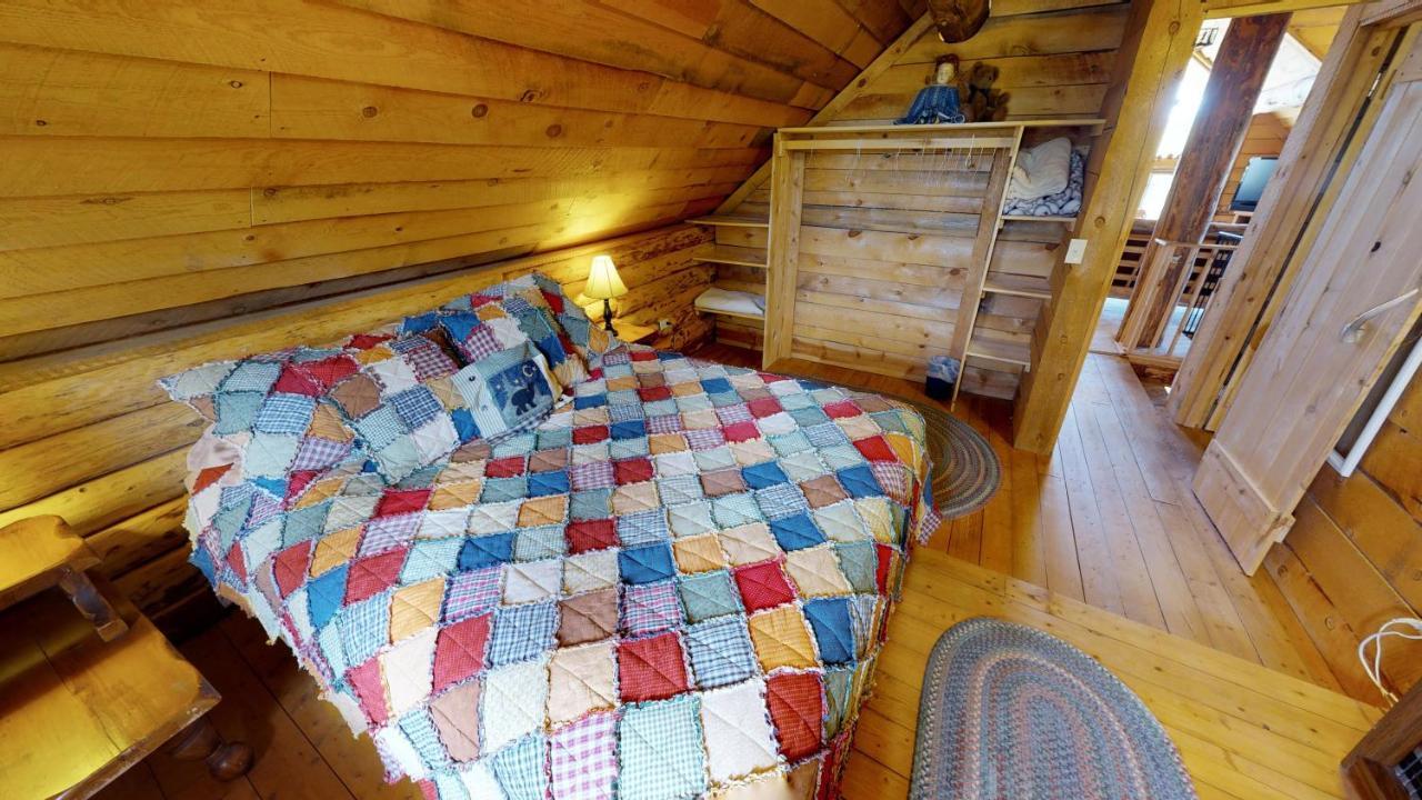 Canyon View Family Cabin, Deck, Tv Room, Games, Bbq, Campfire Monticello Exteriér fotografie