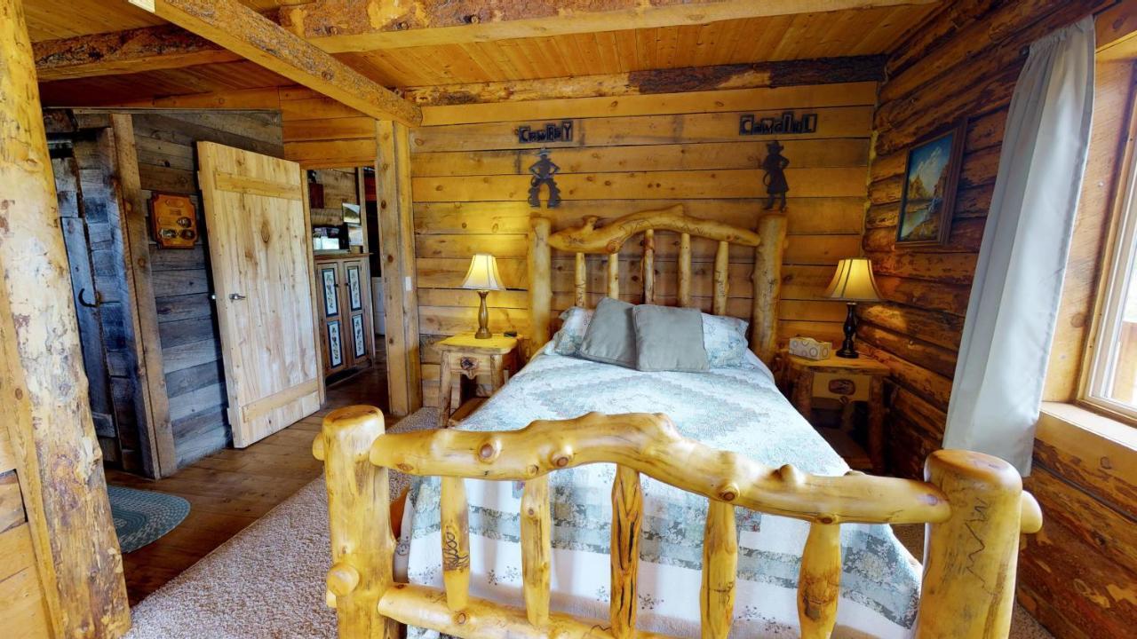 Canyon View Family Cabin, Deck, Tv Room, Games, Bbq, Campfire Monticello Exteriér fotografie